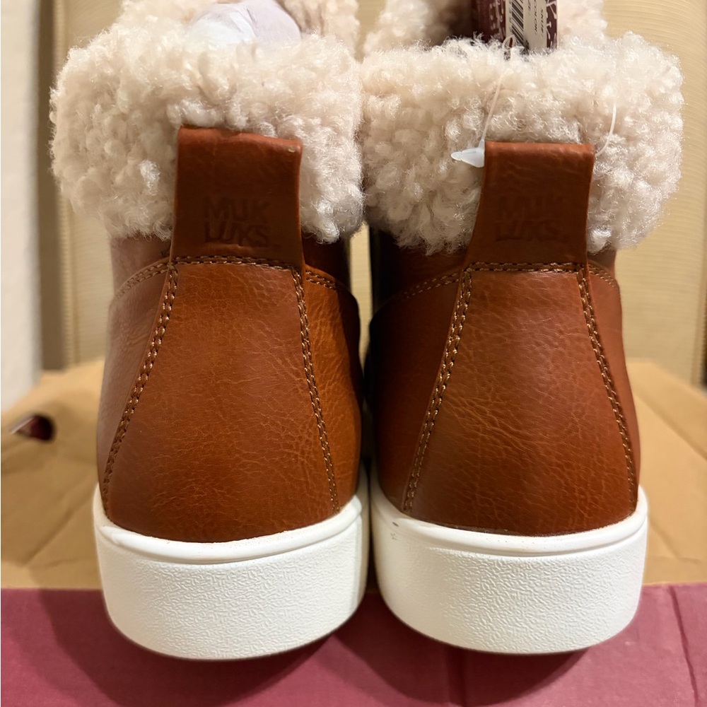 NWT MUK LUKS Women’s Montana Water-Resistant Big Sky Booties - Size 8.5 - Picture 10 of 16